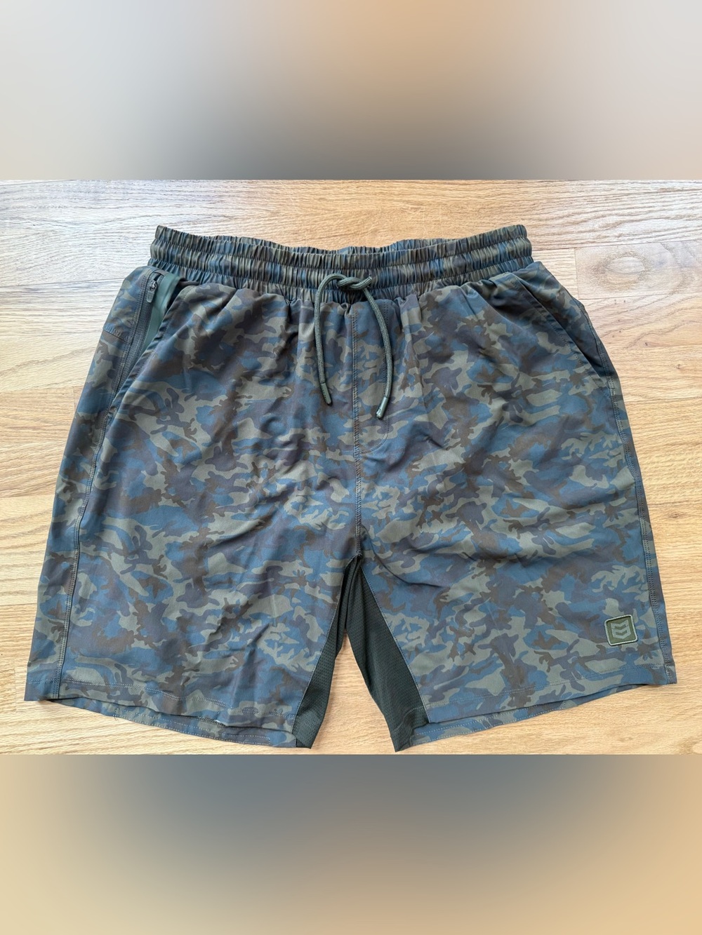 MTN OPS Men's Olive Green Camo 2XL Liner Gym Shorts Pockets